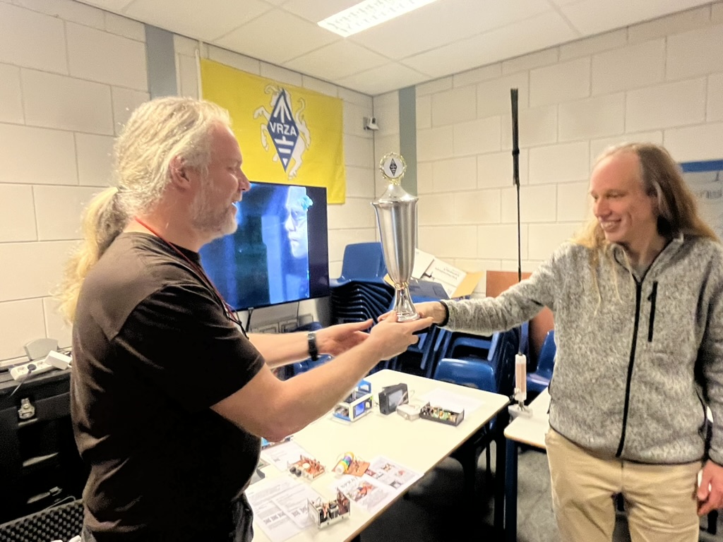 293C559A-C36A-46DD-8D99-CC13919ACA23 1 105 c