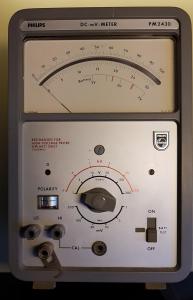 Volt Meter PM 2430 